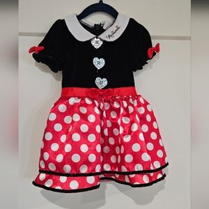 Minnie Mouse costume with accessories